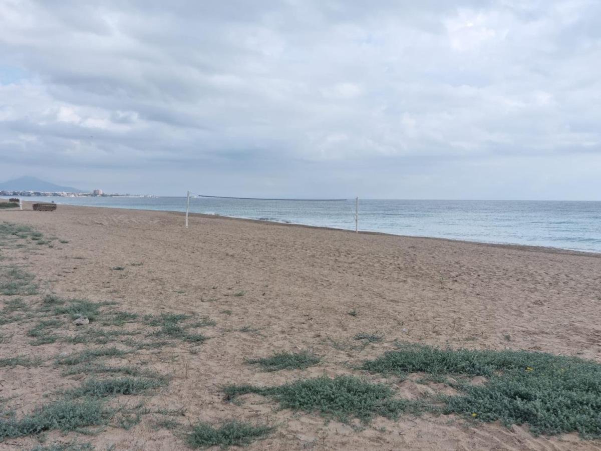 The Beach Across The Street Peníscola Exterior foto